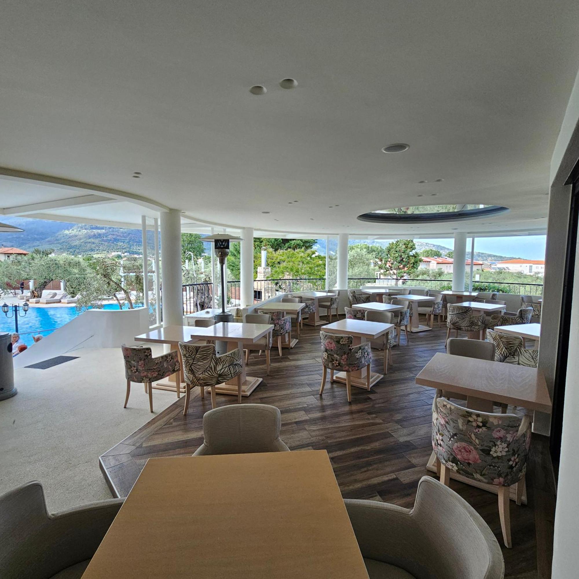 Ocean Beach Hotel 스칼라 포타미아스 외부 사진