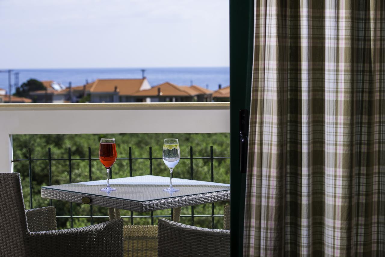 Ocean Beach Hotel 스칼라 포타미아스 외부 사진