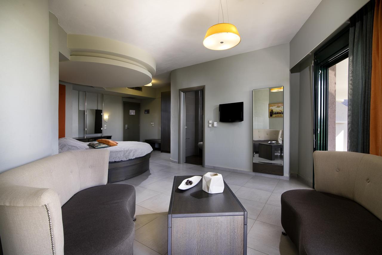 Ocean Beach Hotel 스칼라 포타미아스 외부 사진