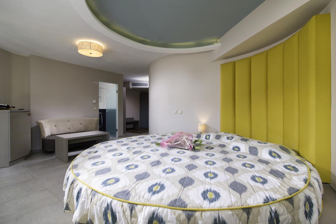 Ocean Beach Hotel 스칼라 포타미아스 외부 사진
